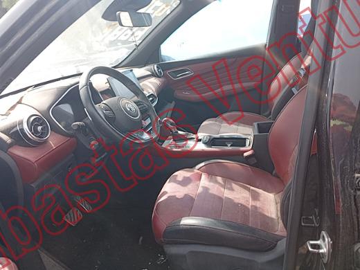 MG HS 2022, foto 17 de 19