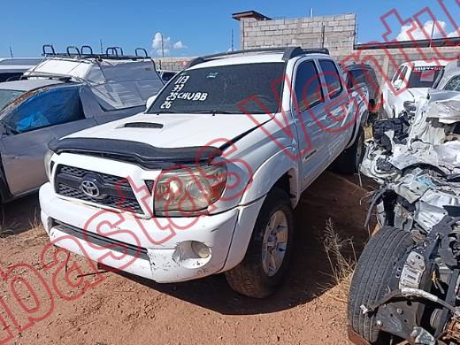TOYOTA TACOMA 2018, foto 1 de 19