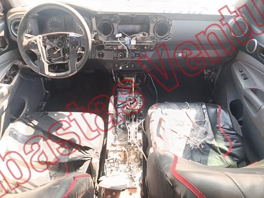 TOYOTA TACOMA 2018, foto 14 de 19