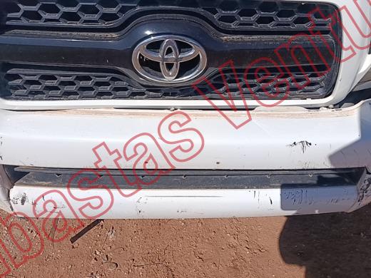 TOYOTA TACOMA 2018, foto 18 de 19