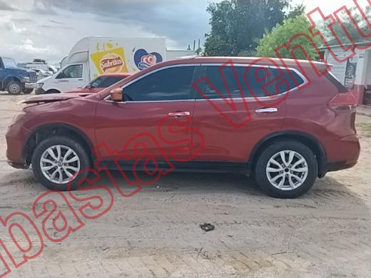 NISSAN X-TRAIL 2018, foto 8 de 19