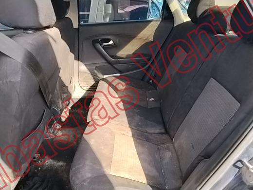 VOLKSWAGEN VENTO 2015, foto 16 de 19