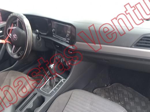 VOLKSWAGEN JETTA 2022, foto 14 de 19
