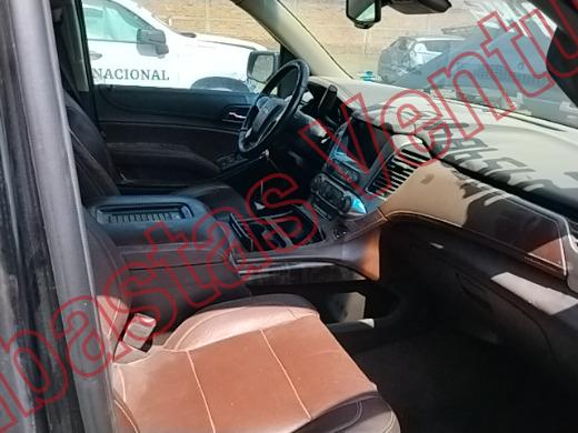 CHEVROLET SUBURBAN 2016, foto 12 de 19