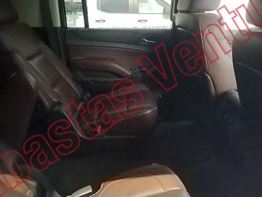 CHEVROLET SUBURBAN 2016, foto 13 de 19