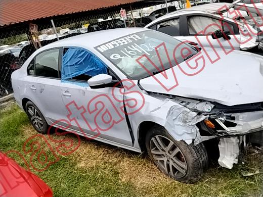 VOLKSWAGEN JETTA 2017, foto 4 de 19