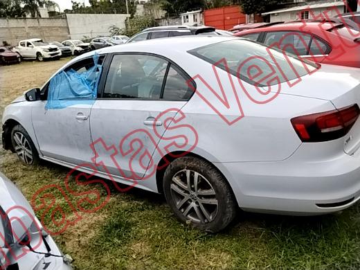VOLKSWAGEN JETTA 2017, foto 8 de 19