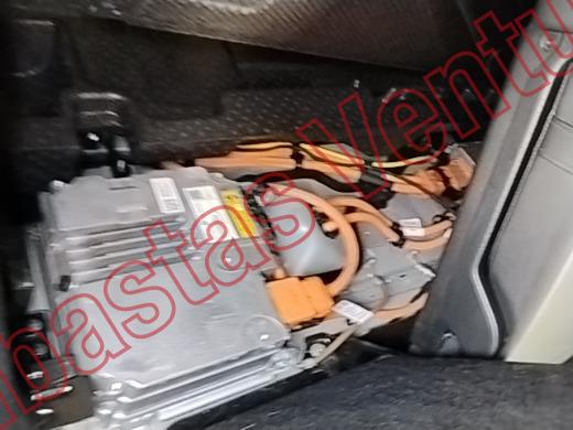 MERCEDES BENZ EQA 300 2022, foto 15 de 19