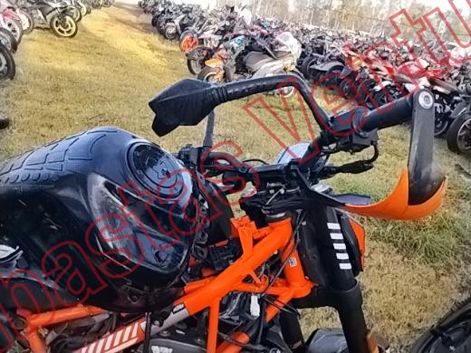 KTM DUKE 2022, foto 12 de 19