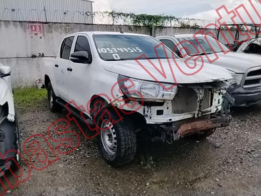 TOYOTA HILUX 2016, foto 3 de 19