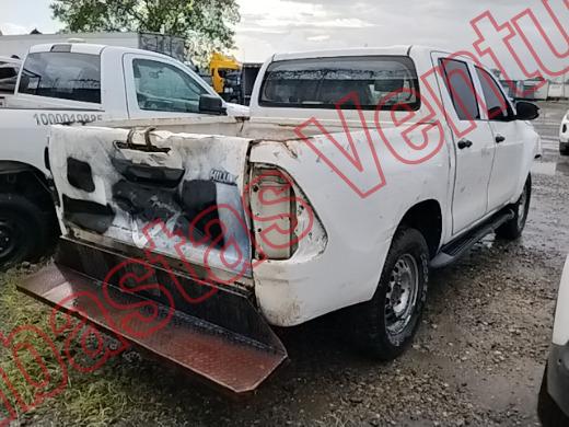 TOYOTA HILUX 2016, foto 5 de 19