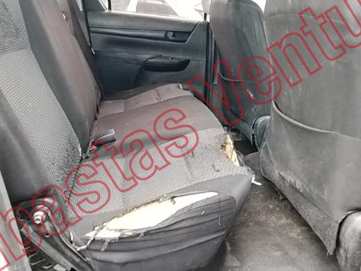 TOYOTA HILUX 2016, foto 14 de 19