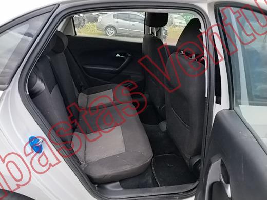 VOLKSWAGEN VENTO 2021, foto 13 de 19