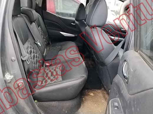 NISSAN FRONTIER 2023, foto 13 de 19
