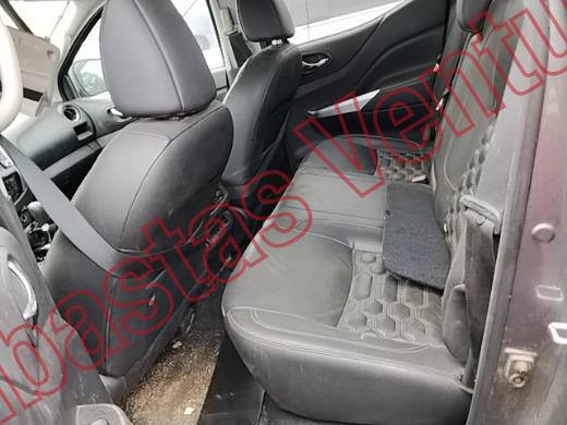 NISSAN FRONTIER 2023, foto 16 de 19