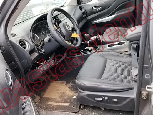 NISSAN FRONTIER 2023, foto 17 de 19