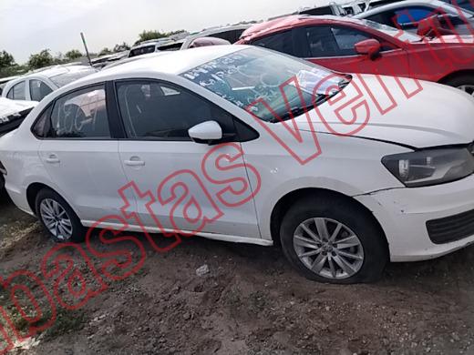 VOLKSWAGEN VENTO 2017, foto 4 de 19