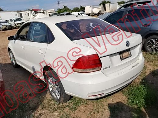 VOLKSWAGEN VENTO 2017, foto 7 de 19