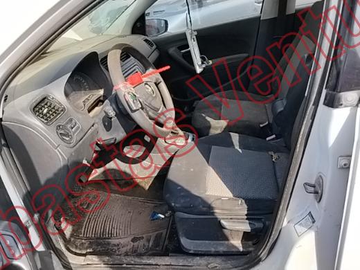 VOLKSWAGEN VENTO 2017, foto 17 de 19