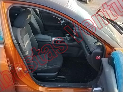 NISSAN SENTRA 2021, foto 12 de 19
