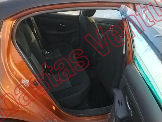 NISSAN SENTRA 2021, foto 13 de 19