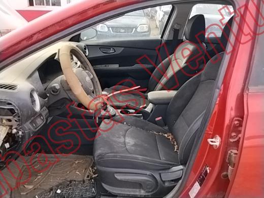KIA FORTE   2020, foto 17 de 19