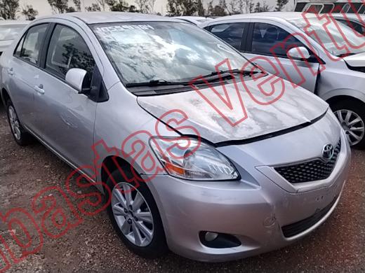 TOYOTA YARIS 2014, foto 3 de 19