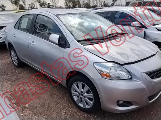 TOYOTA YARIS 2014, foto 4 de 19