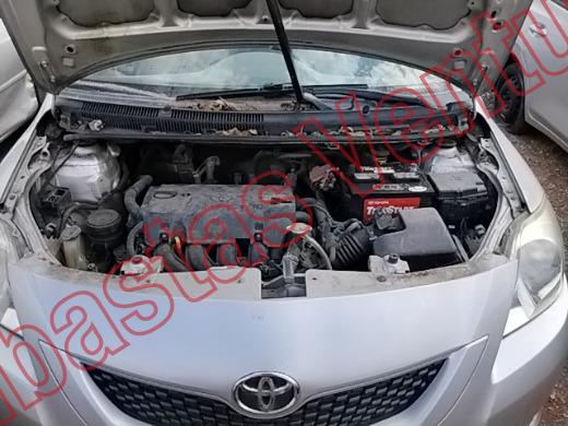 TOYOTA YARIS 2014, foto 10 de 19