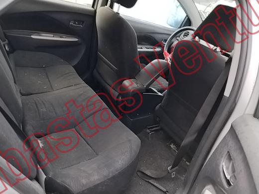 TOYOTA YARIS 2014, foto 13 de 19