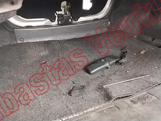 TOYOTA YARIS 2014, foto 15 de 19