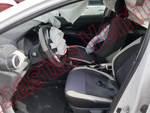 NISSAN VERSA 2021, foto 17 de 19