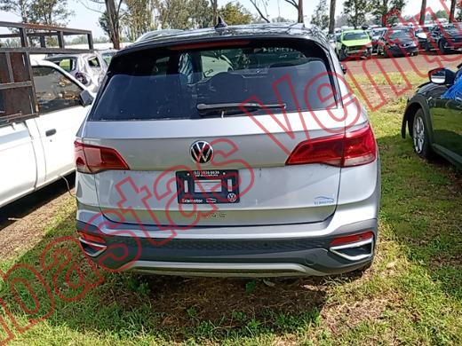 VOLKSWAGEN TAOS 2024, foto 6 de 19