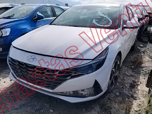 HYUNDAI ELANTRA 2023, foto 1 de 19