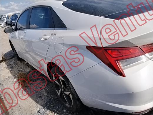 HYUNDAI ELANTRA 2023, foto 8 de 19