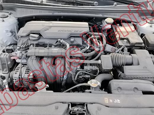 HYUNDAI ELANTRA 2023, foto 10 de 19