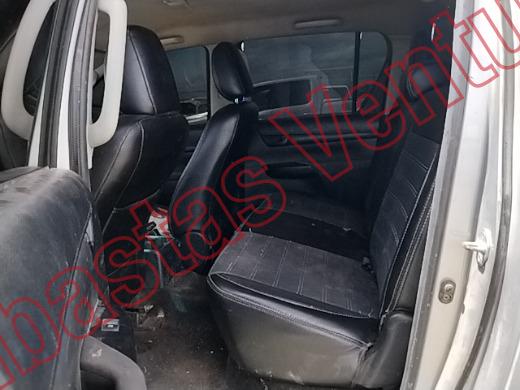 TOYOTA HILUX 2017, foto 16 de 19