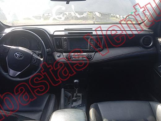 TOYOTA RAV4 2018, foto 14 de 19