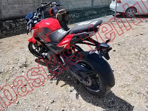 BAJAJ PULSAR NS 2025, foto 7 de 19
