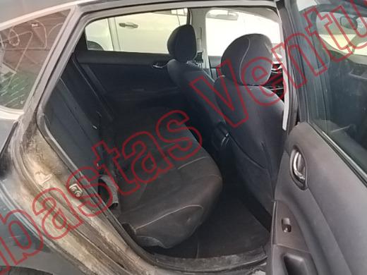 NISSAN SENTRA 2017, foto 13 de 19