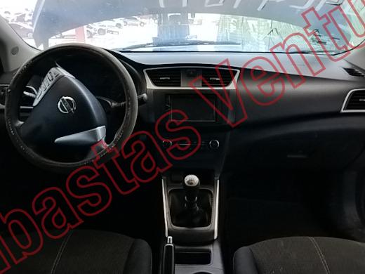NISSAN SENTRA 2017, foto 14 de 19