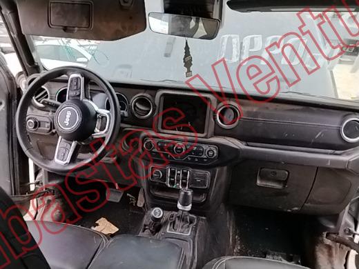 JEEP WRANGLER 2023, foto 14 de 19