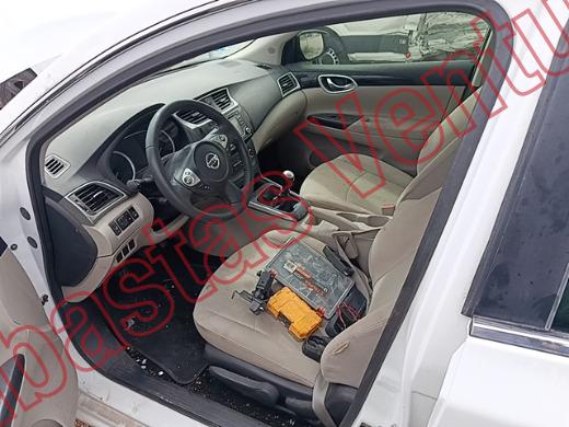 NISSAN SENTRA 2018, foto 17 de 19