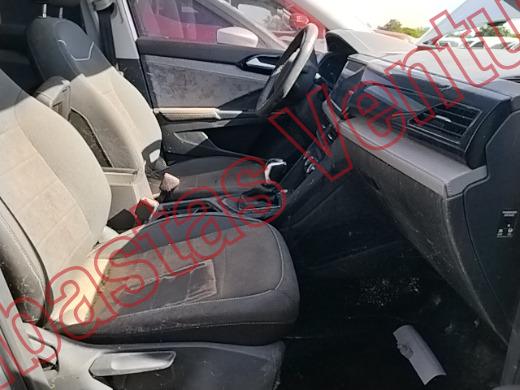 VOLKSWAGEN TAOS 2024, foto 12 de 19