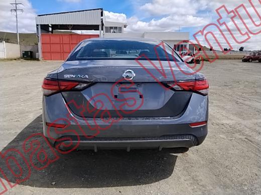 NISSAN SENTRA 2023, foto 6 de 19