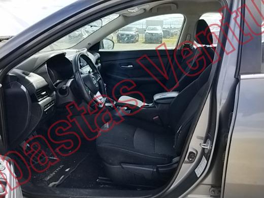NISSAN SENTRA 2023, foto 17 de 19