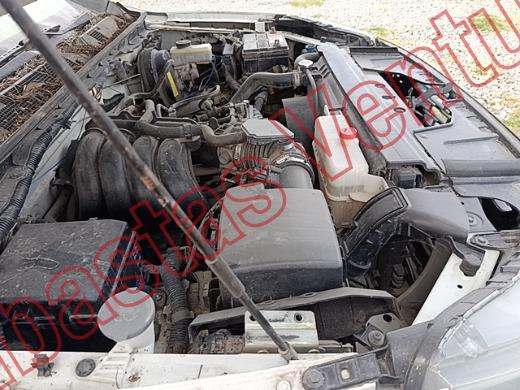 NISSAN NP300 2018, foto 11 de 19