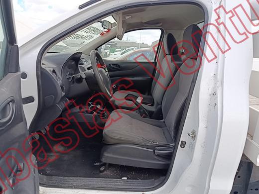 NISSAN NP300 2018, foto 16 de 19