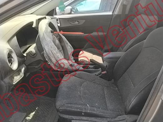 KIA FORTE   2021, foto 17 de 19