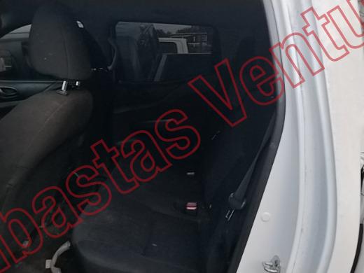 NISSAN FRONTIER 2024, foto 16 de 19